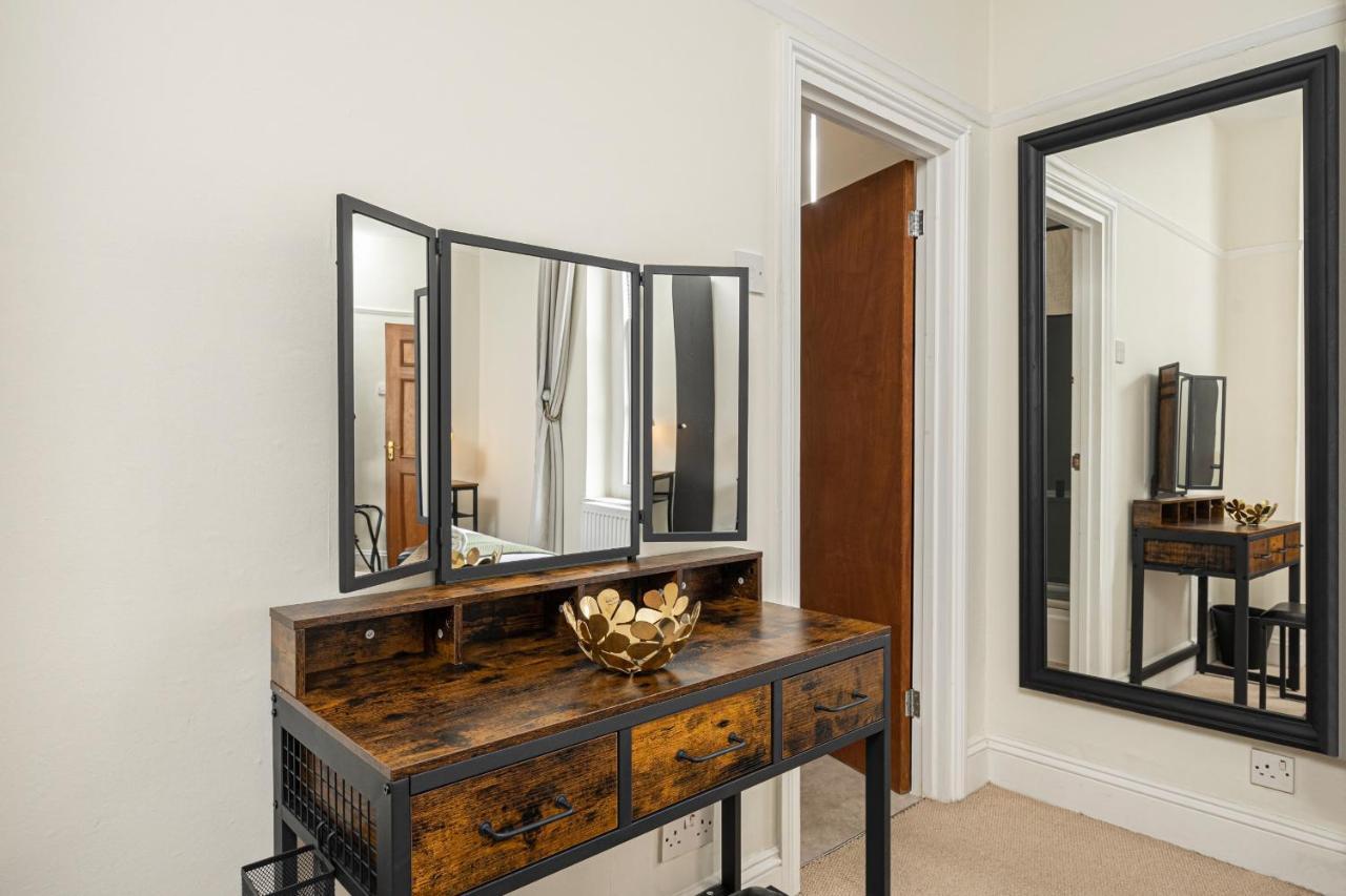 Beautiful 3 Bedroom Apartment Near Marble Arch And Oxford Street London Exterior photo