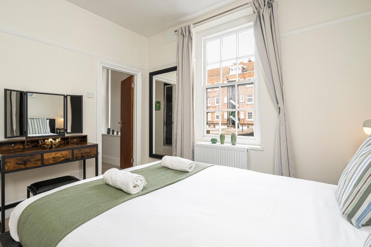 Beautiful 3 Bedroom Apartment Near Marble Arch And Oxford Street London Exterior photo